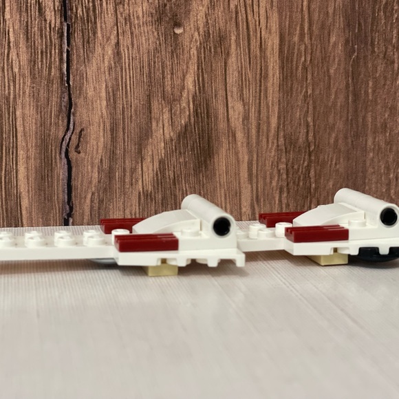 Super star ship custom Lego creation made by my son - Picture 2 of 7
